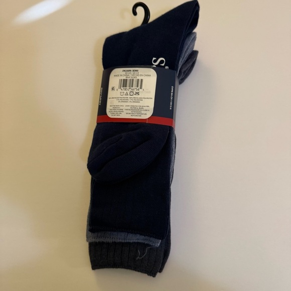 Chaps Classic Dress Ribbed Crew Socks 3-Pair Pack - Picture 5 of 5